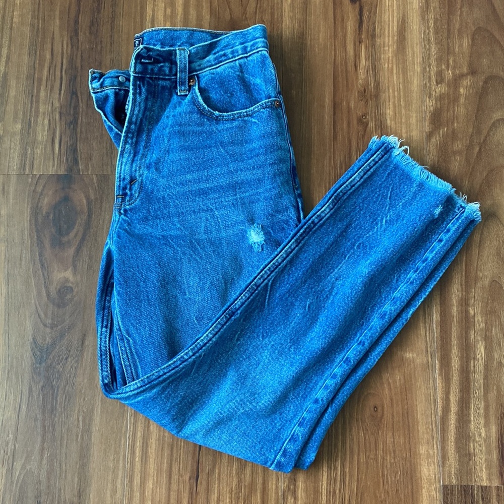 Abercrombie & Fitch mom jeans